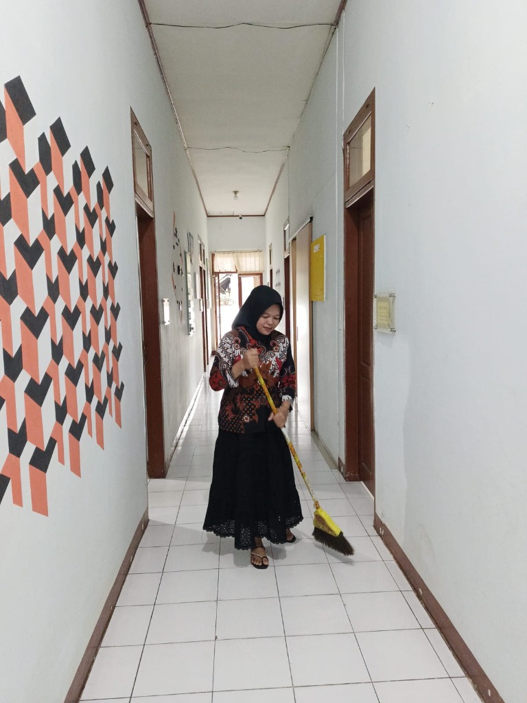 Tim Kebersihan Siap Sedia